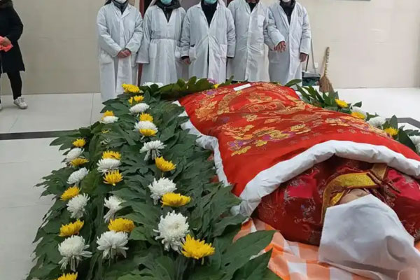 封棺出殡 封棺出殡