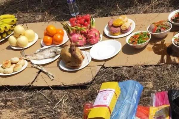 迁坟需要准备的贡品 迁坟需要准备的贡品